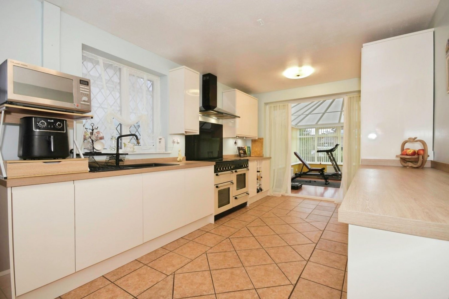 Elvin Way, New Tupton, Chesterfield, S42 6EG