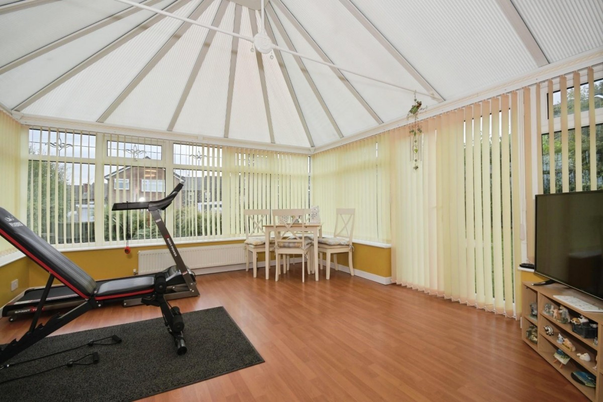 Elvin Way, New Tupton, Chesterfield, S42 6EG