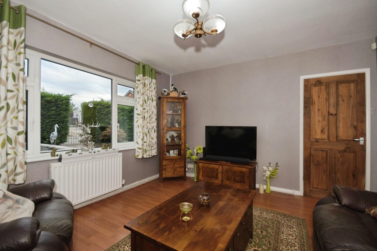 Elvin Way, New Tupton, Chesterfield, S42 6EG