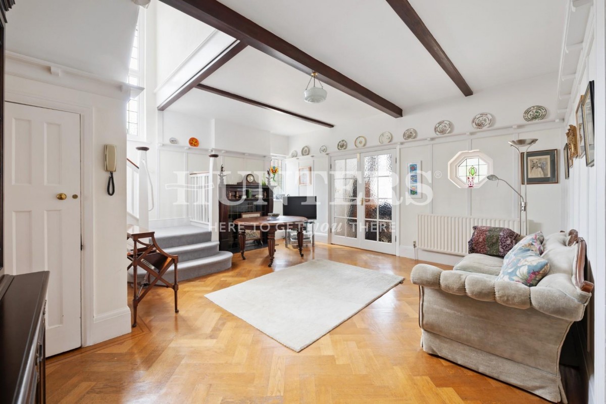 Minster Road, London, NW2