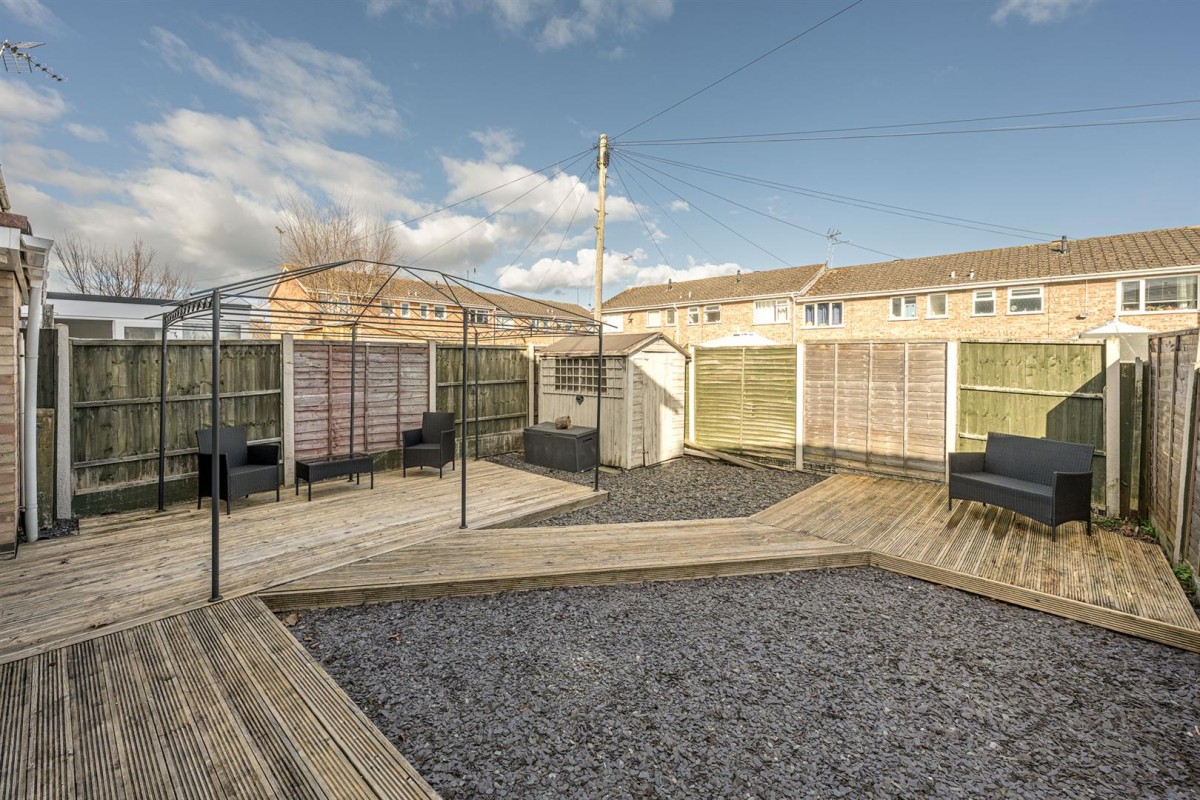 Tennyson Way, Kidderminster, DY10 3YQ