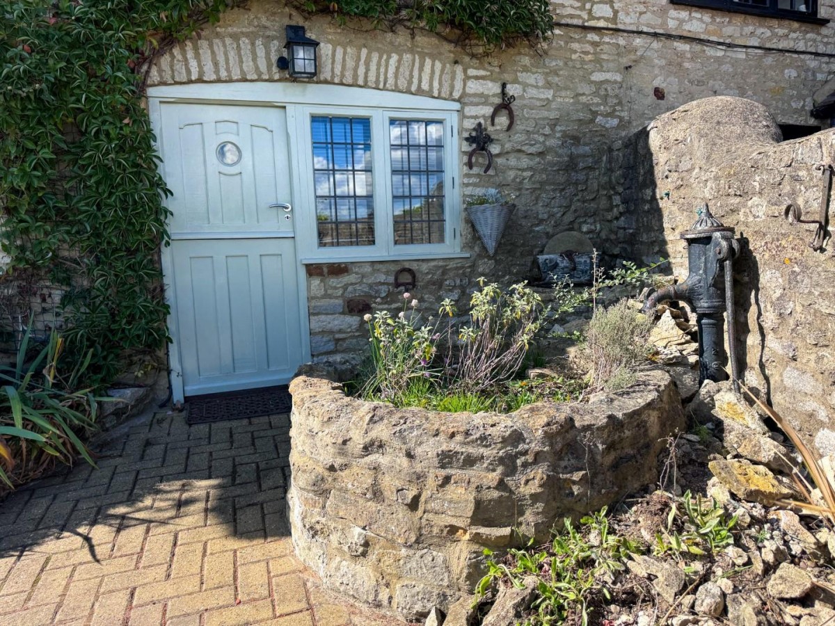 Cornfield Cottage, Newton Purcell, Buckingham