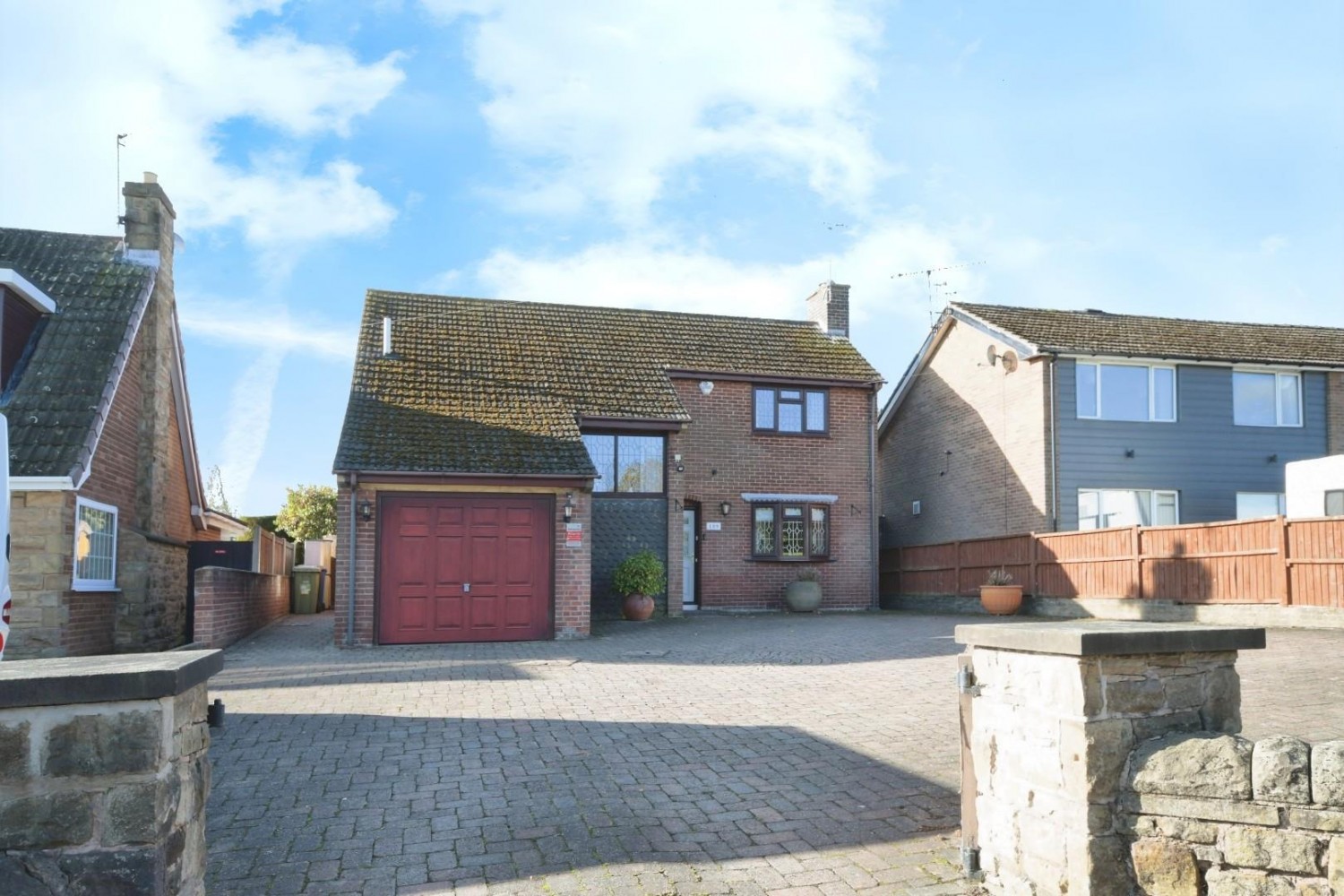Middlecroft Road South, Staveley, Chesterfield, S43 3NQ