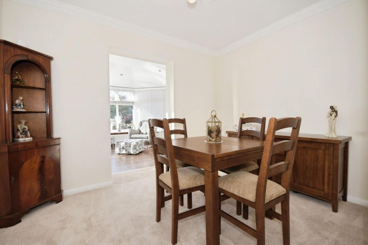 Middlecroft Road South, Staveley, Chesterfield, S43 3NQ