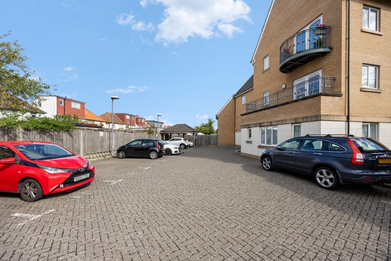 Finnegan Lodge, 39 Varcoe Gardens, Hayes