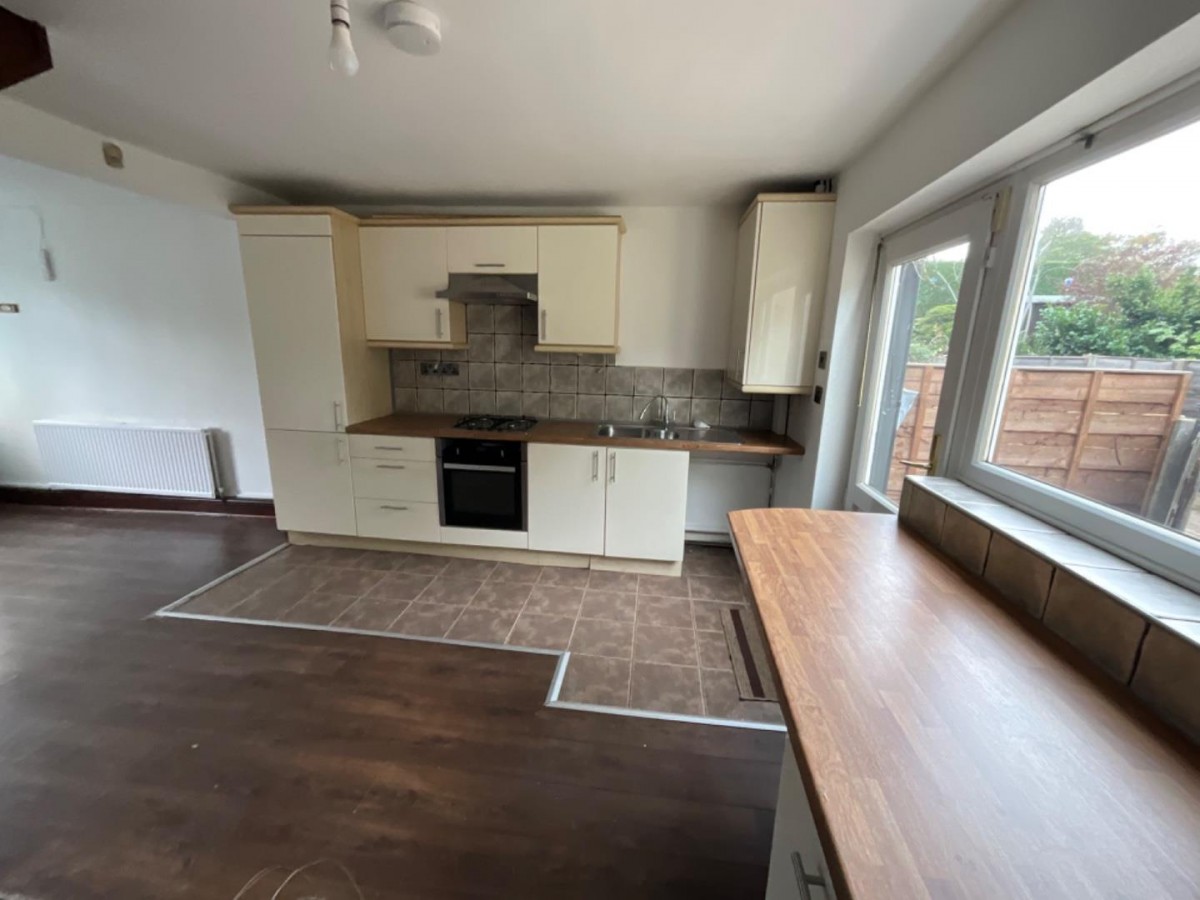 Huddersfield Road, Stalybridge