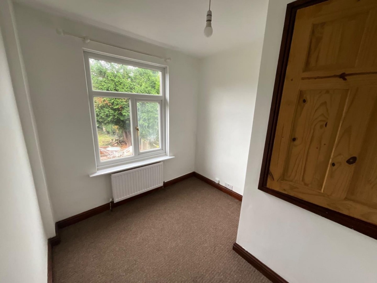 Huddersfield Road, Stalybridge