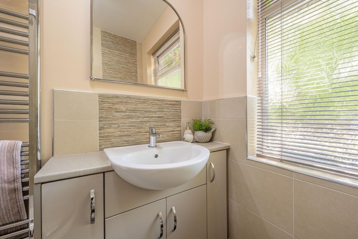 The Broadway, Dudley