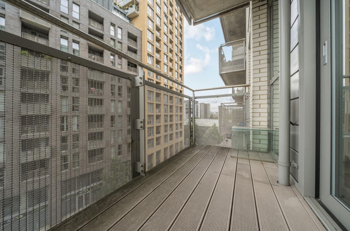 Venice Corte, Elmira Street, SE13 7FQ