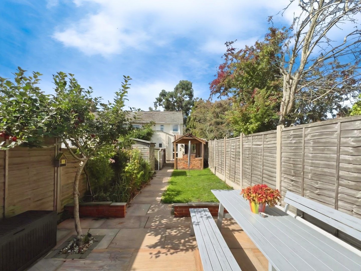 Whitfeld Road, Ashford