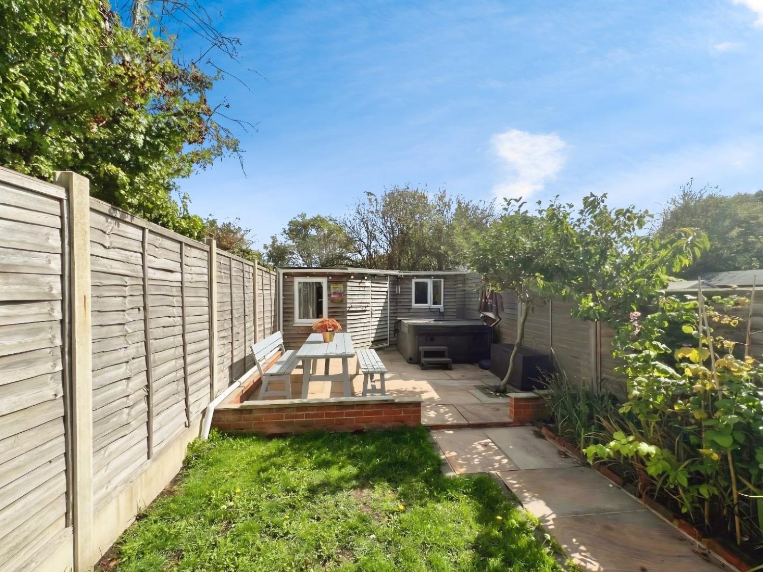 Whitfeld Road, Ashford