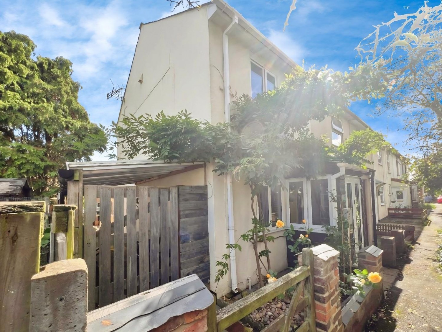 Whitfeld Road, Ashford