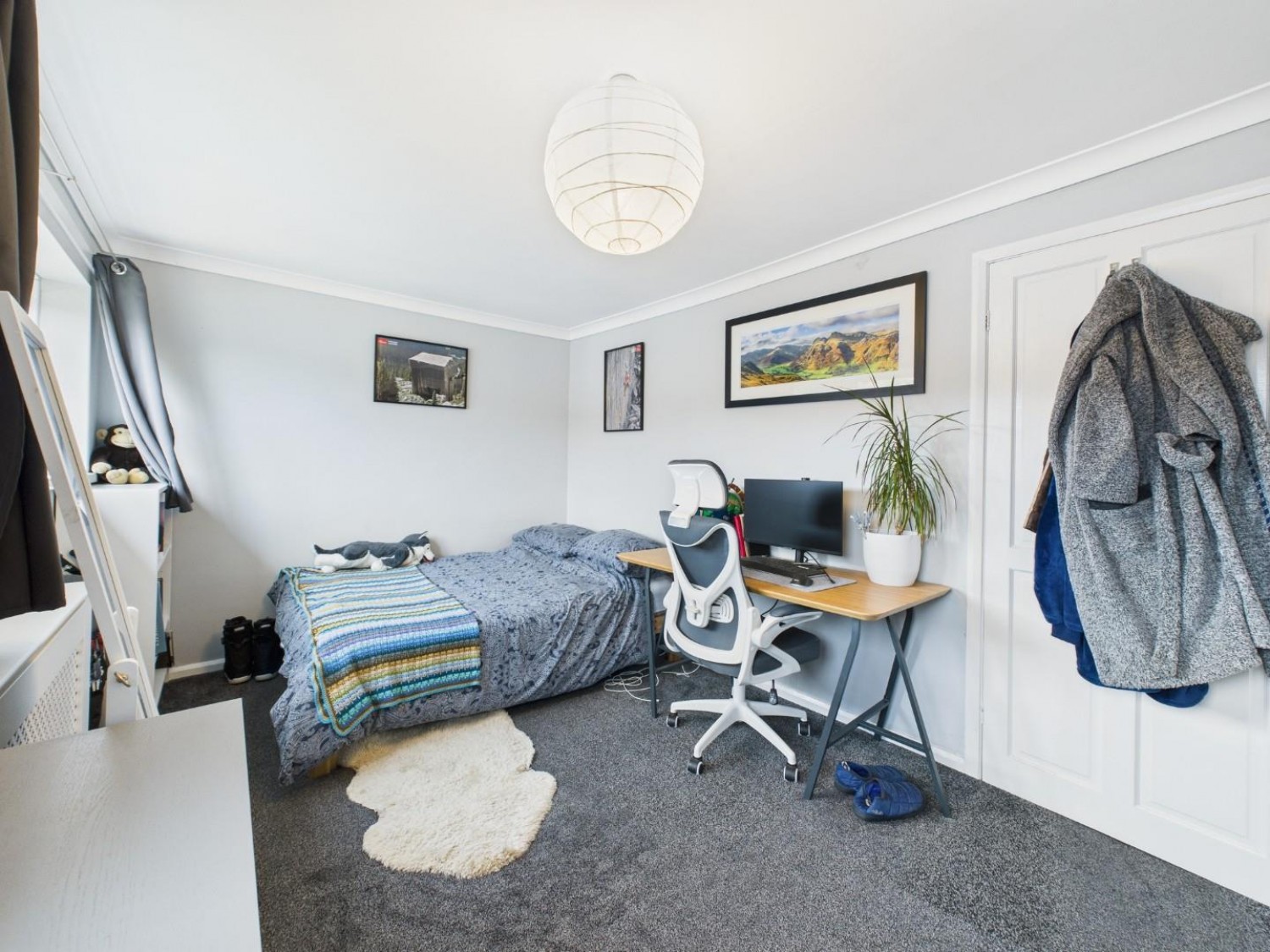 Airedale Avenue, Cottingley