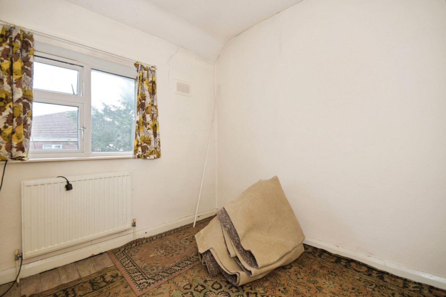 Birdholme Crescent, Birdholme, Chesterfield, S40 2TQ