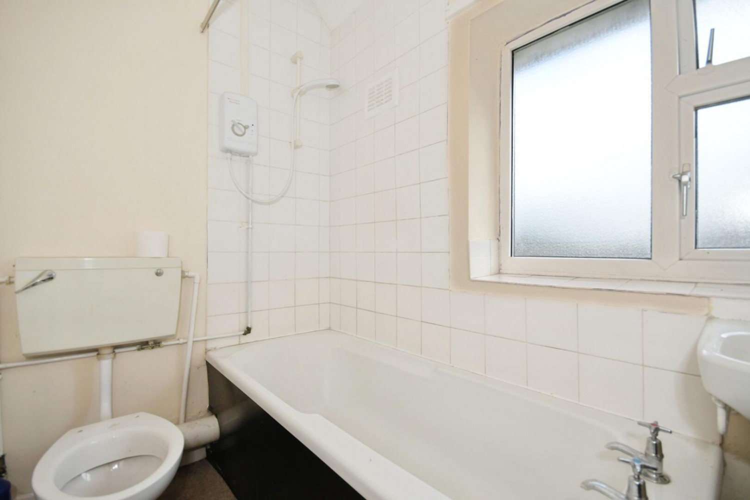 Birdholme Crescent, Birdholme, Chesterfield, S40 2TQ