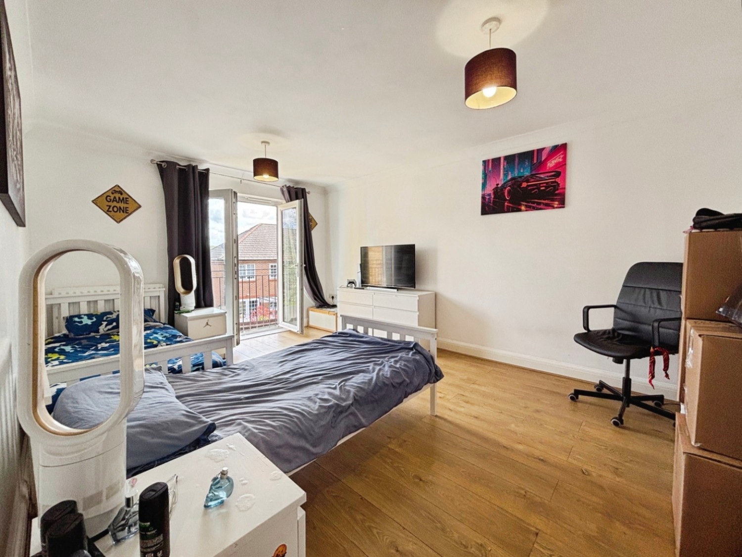 Green Fields Lane, Ashford