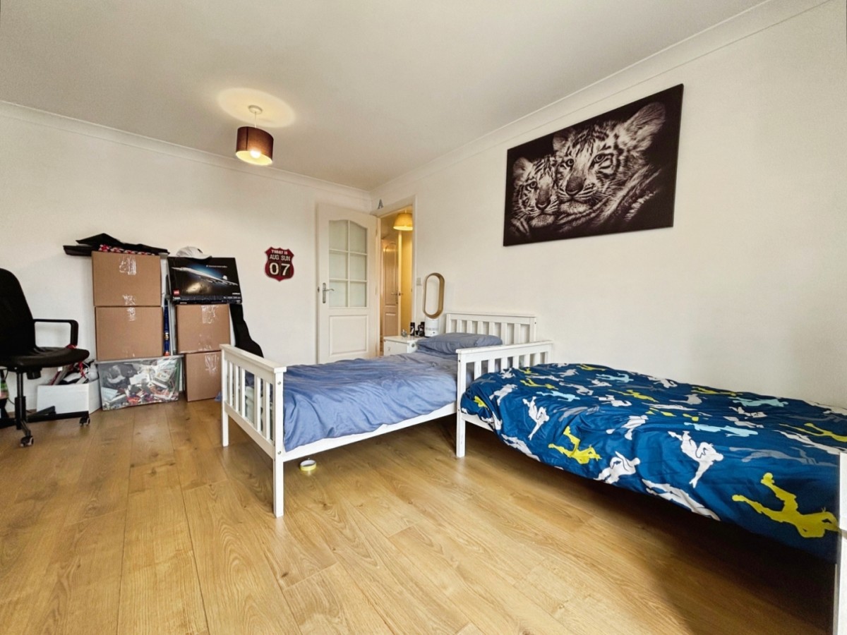 Green Fields Lane, Ashford