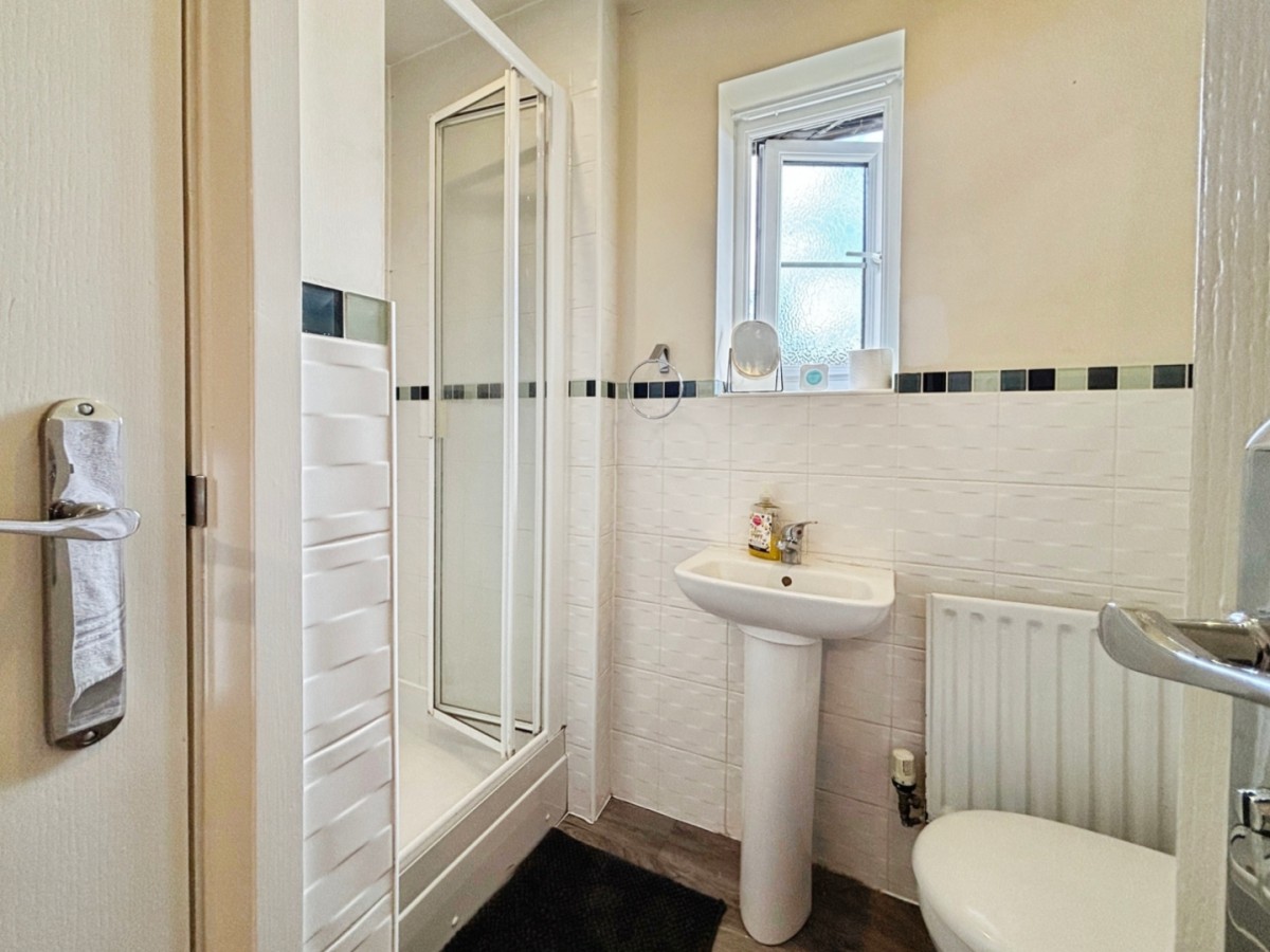 Green Fields Lane, Ashford