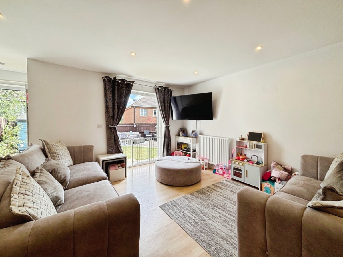 Green Fields Lane, Ashford