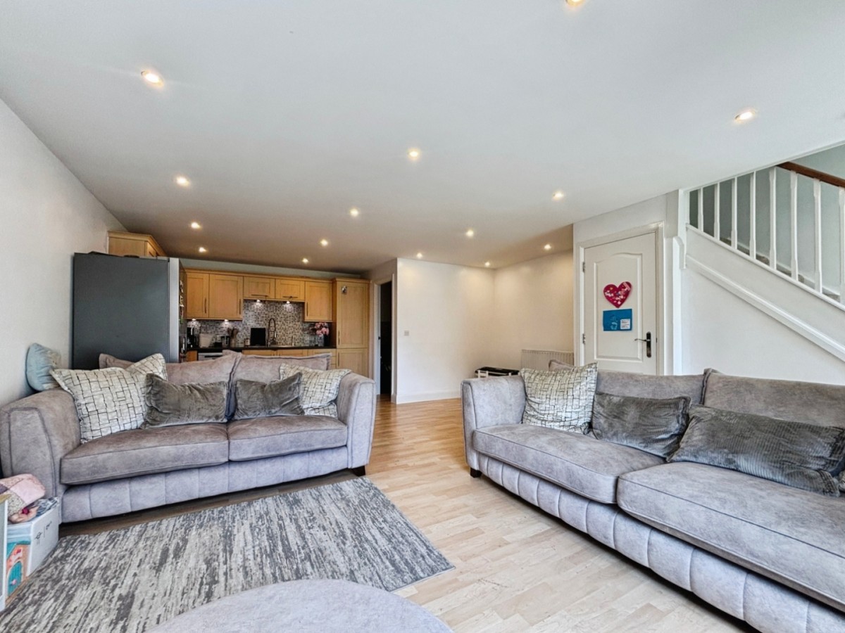 Green Fields Lane, Ashford