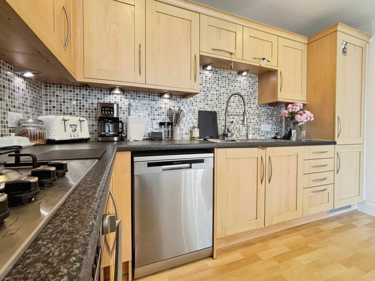 Green Fields Lane, Ashford