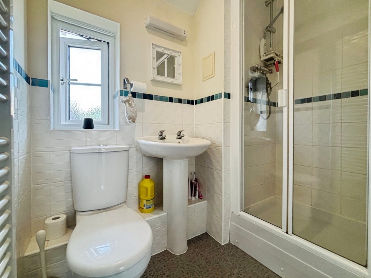 Green Fields Lane, Ashford