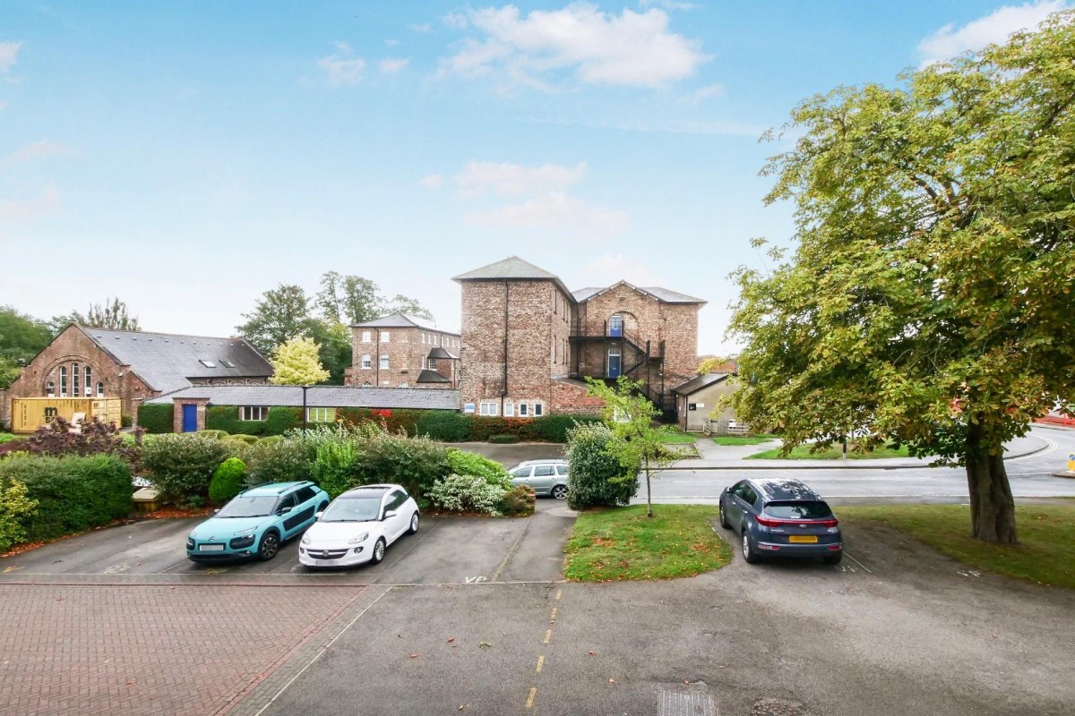 Whitecross Gardens, York