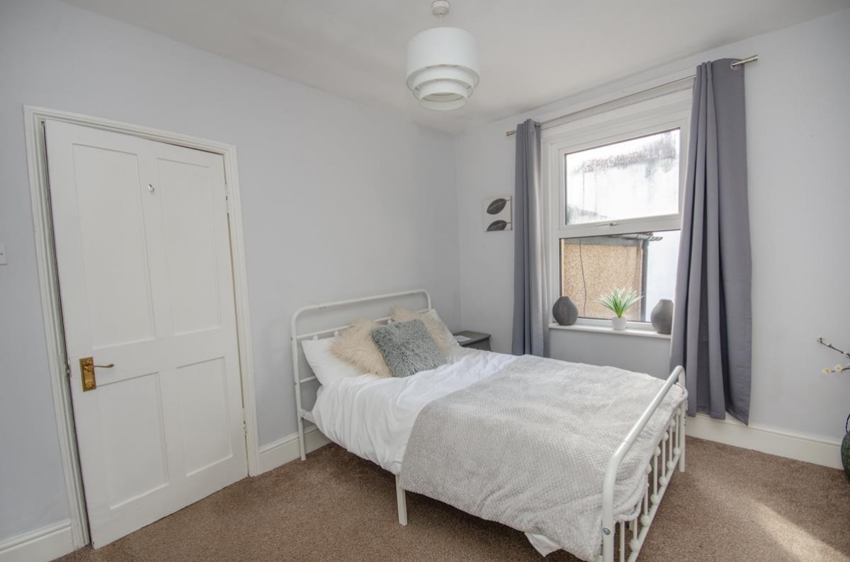 Victoria Parade, Redfield, Bristol BS5 9DZ