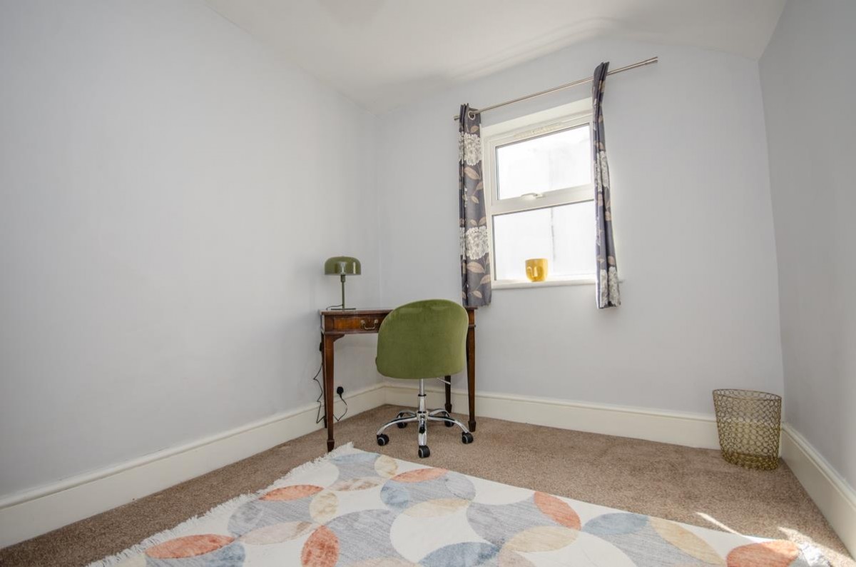 Victoria Parade, Redfield, Bristol BS5 9DZ