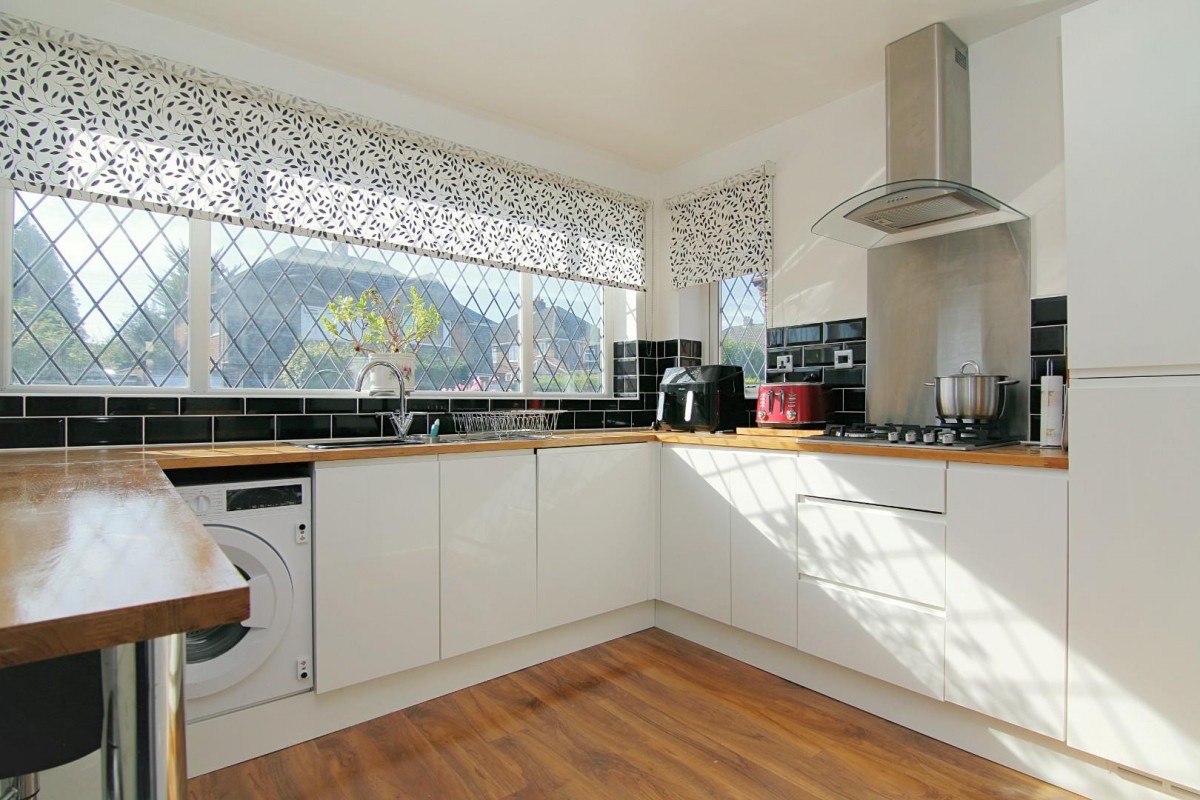 The Fairway, Stanningley