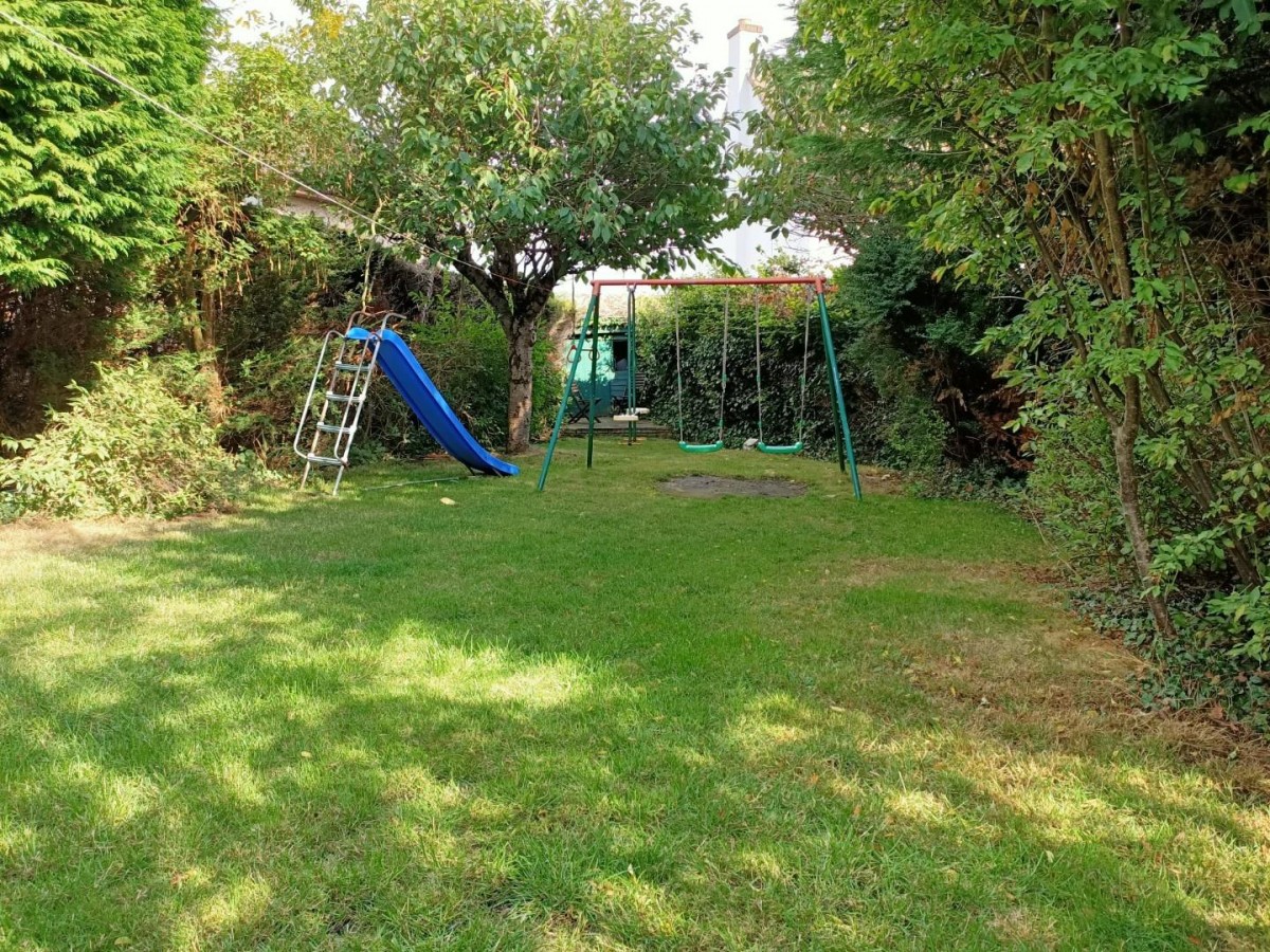 Manor Drive, Bingley