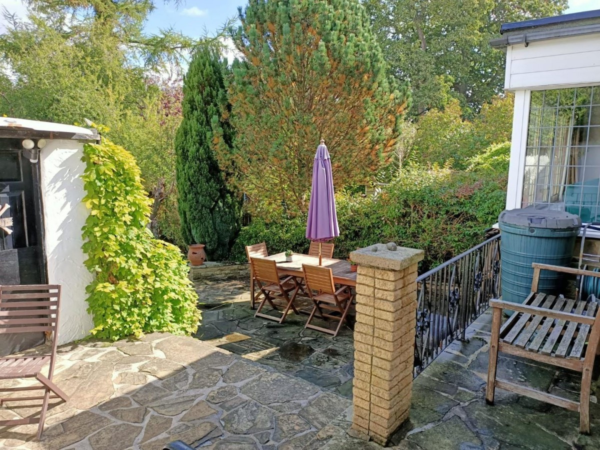 Manor Drive, Bingley