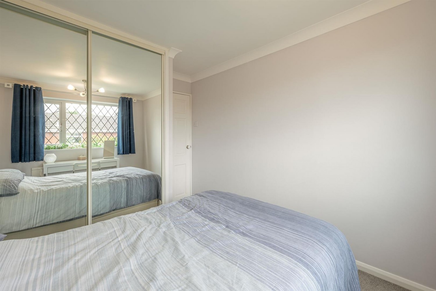 Meadfoot Drive, Kingswinford, DY6 9DB