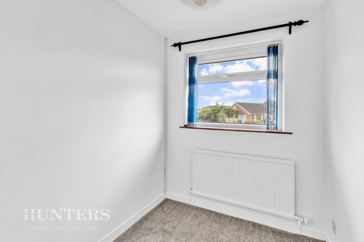 Pennine Drive, Milnrow, OL16 3HL