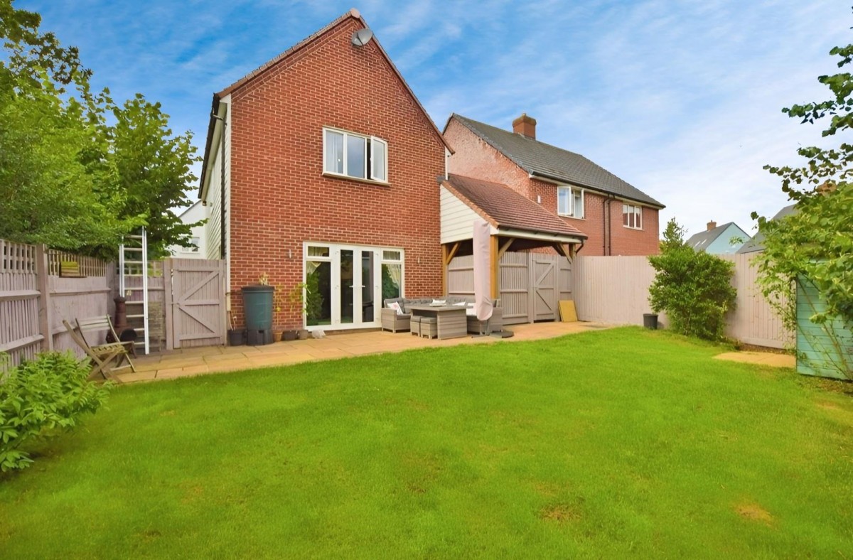 3 Bedroom Detached, Repton Park