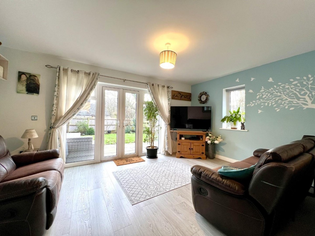 3 Bedroom Detached, Repton Park