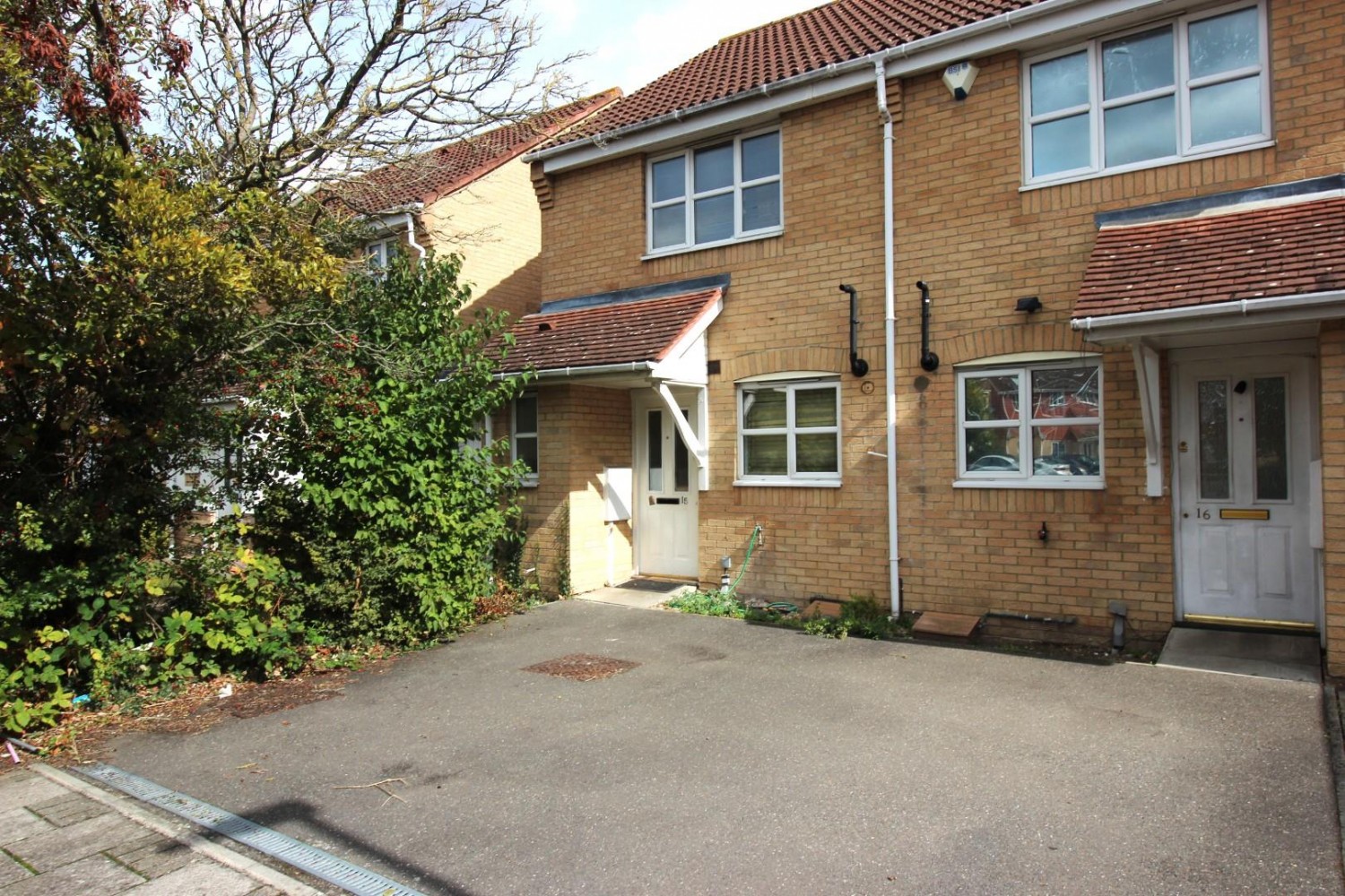 Narrowboat Close, Thamesmead, London, SE28 0HZ