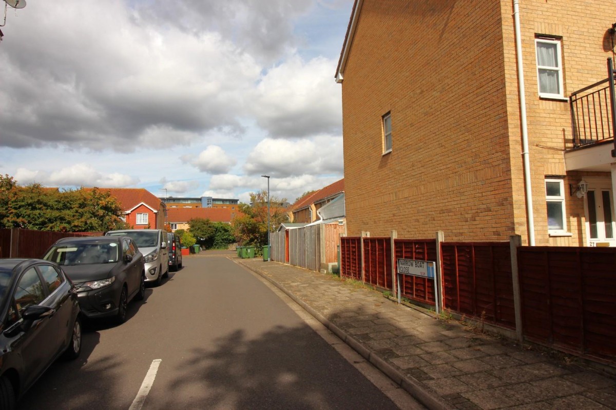Narrowboat Close, Thamesmead, London, SE28 0HZ