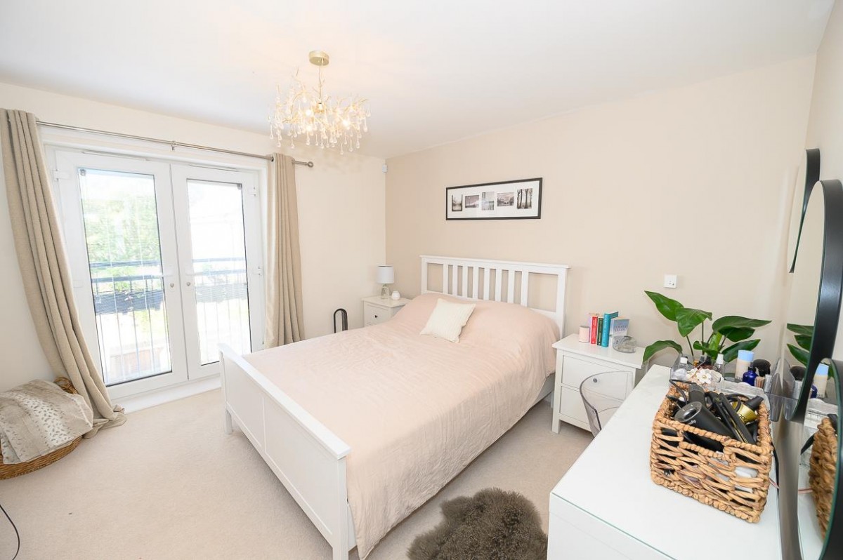 Richmond Grove, Mangotsfield, Bristol, BS16 9AN