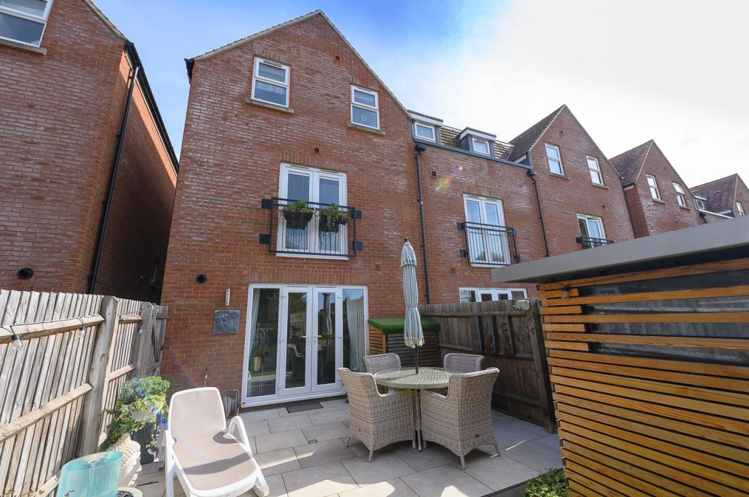 Richmond Grove, Mangotsfield, Bristol, BS16 9AN