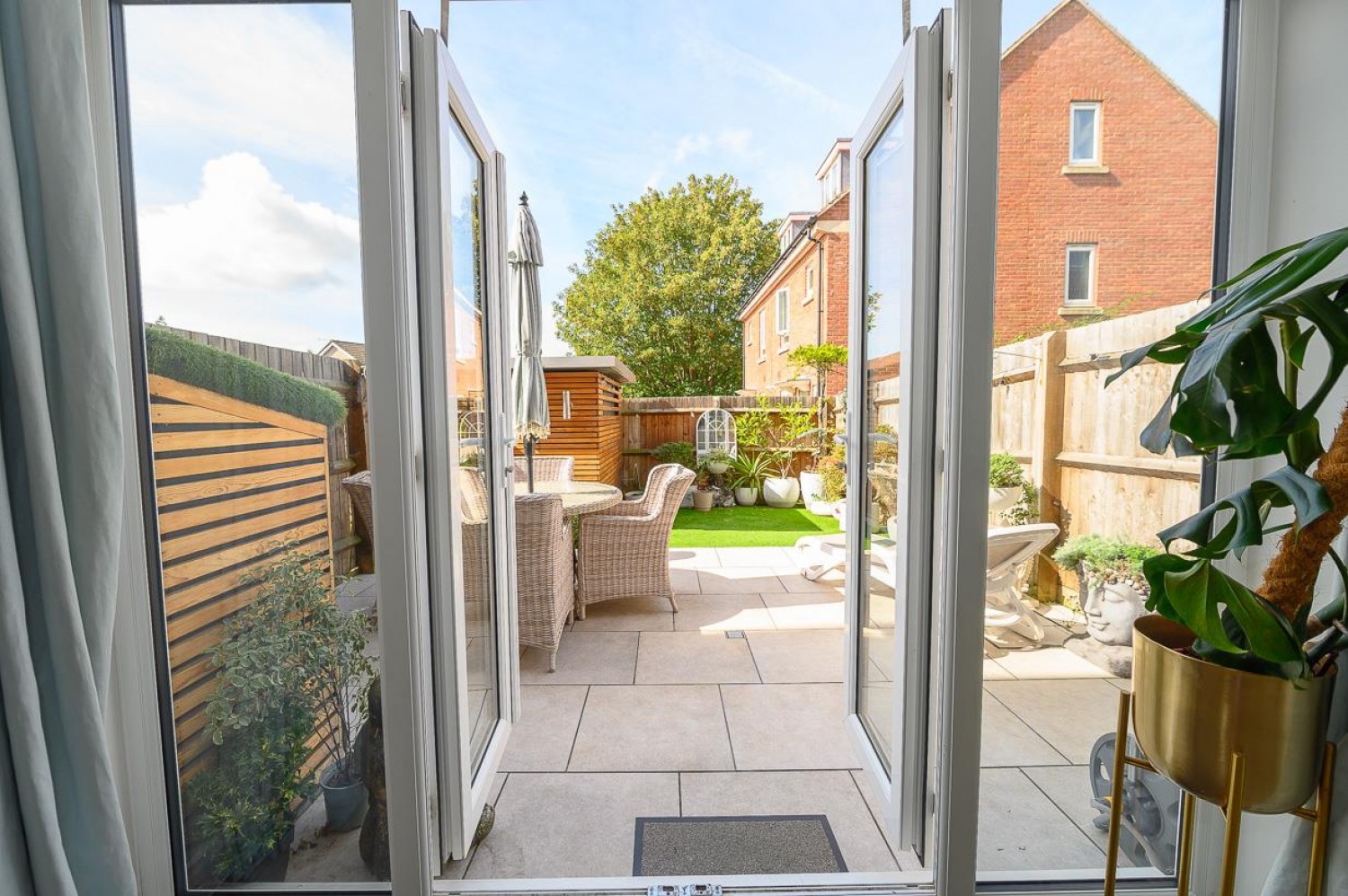 Richmond Grove, Mangotsfield, Bristol, BS16 9AN