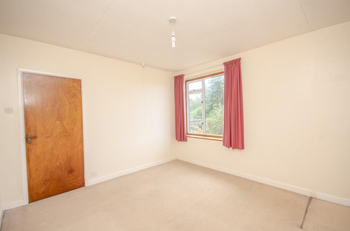 Oakdale Close, Downend, Bristol, BS16 6EE