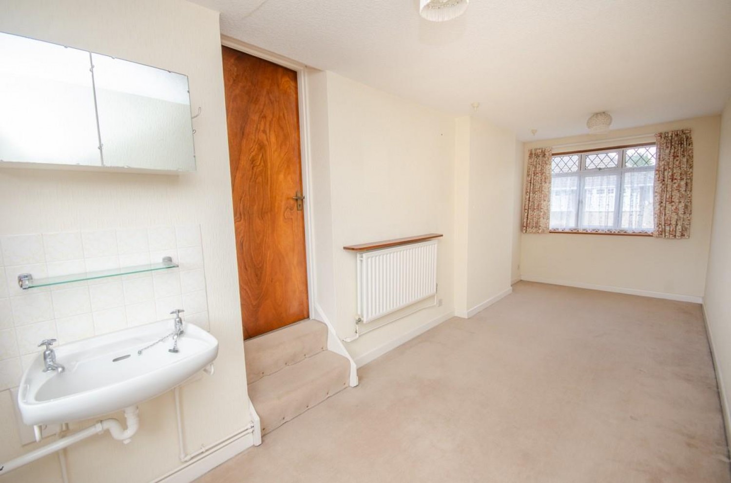 Oakdale Close, Downend, Bristol, BS16 6EE