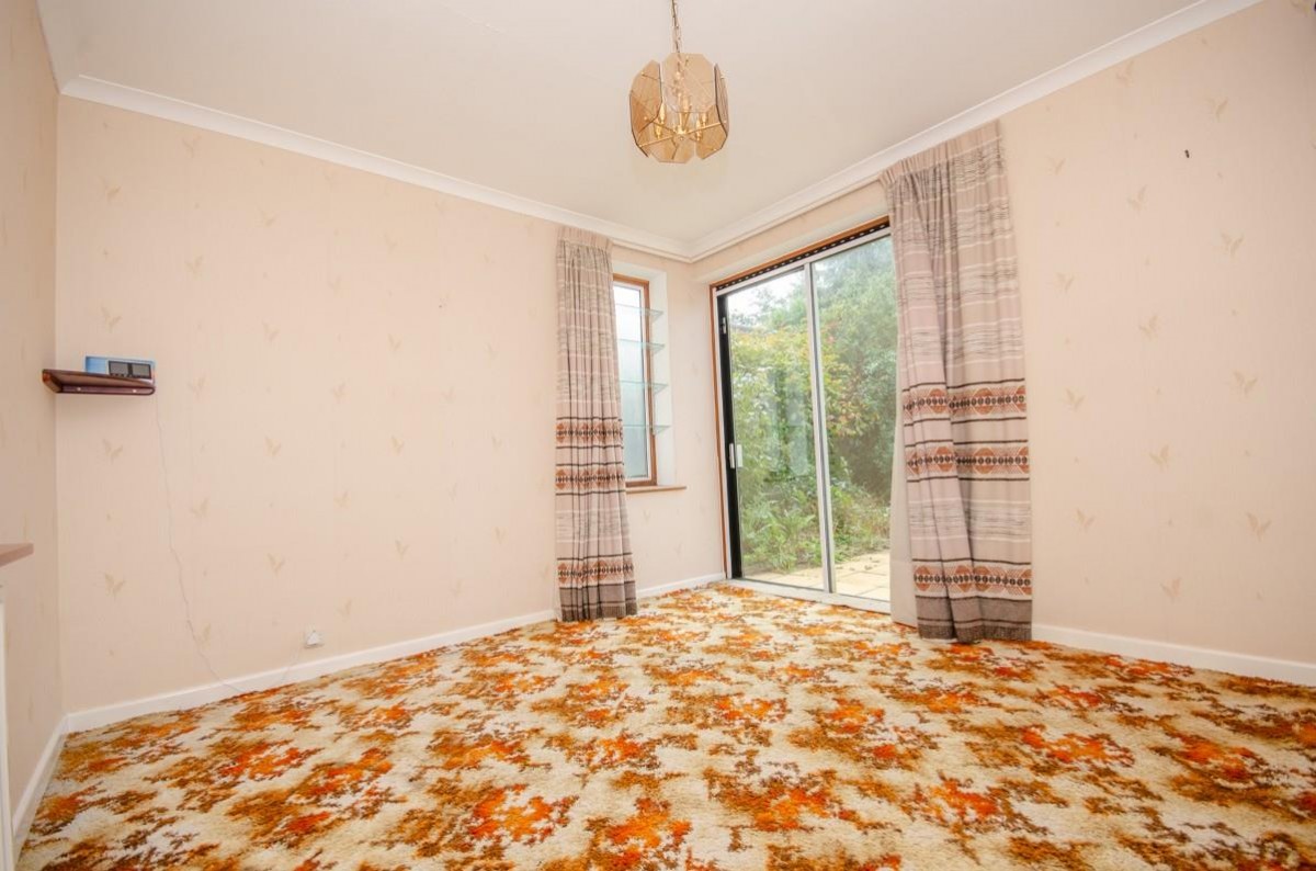 Oakdale Close, Downend, Bristol, BS16 6EE