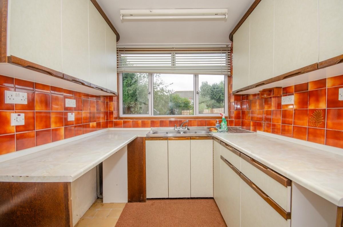 Oakdale Close, Downend, Bristol, BS16 6EE