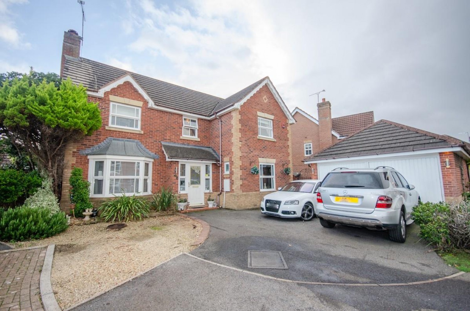 Heathfields, Downend, Bristol, BS16 6HT
