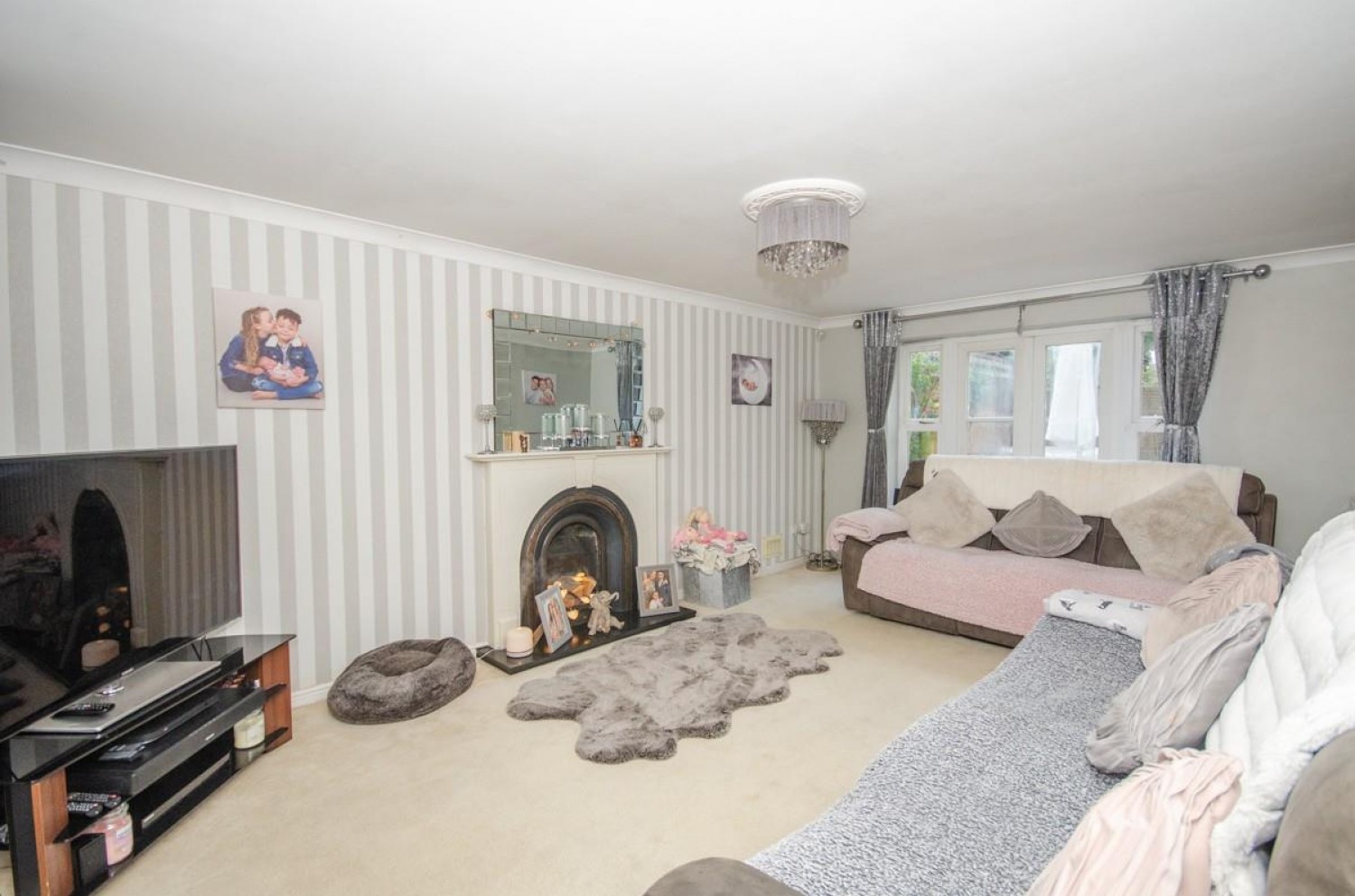 Heathfields, Downend, Bristol, BS16 6HT
