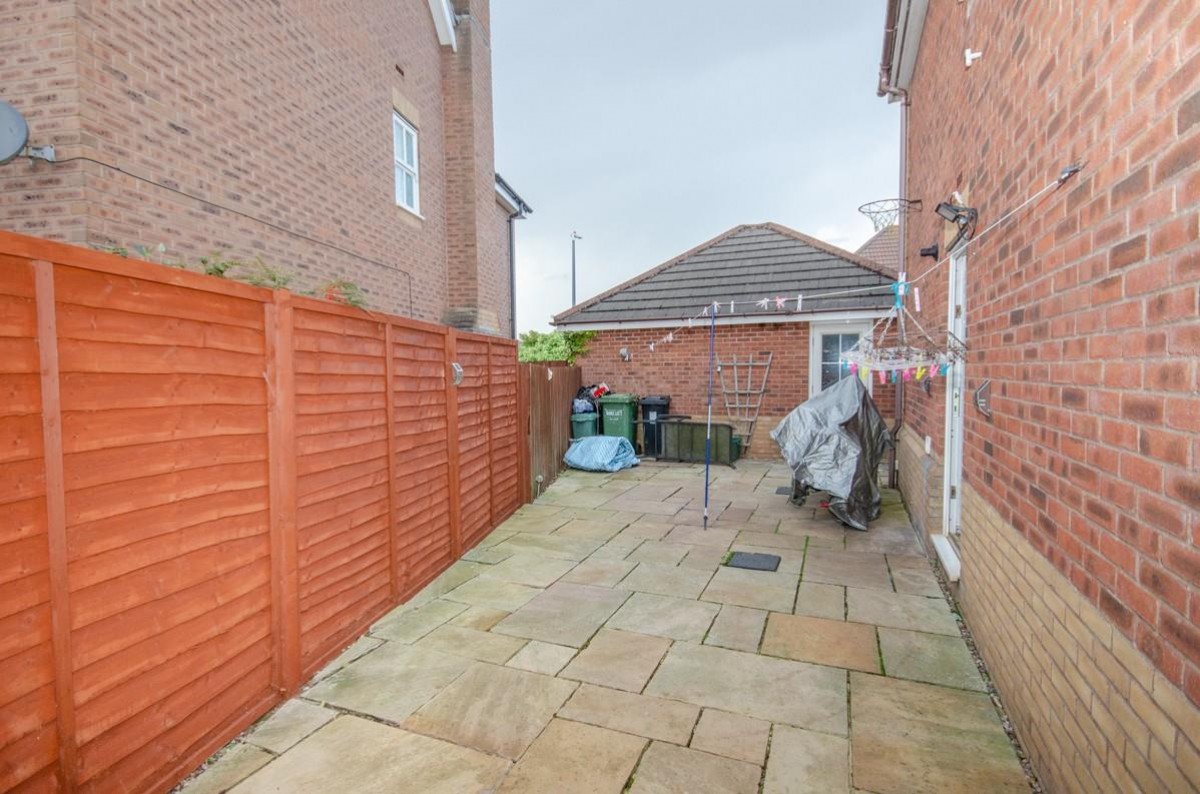 Heathfields, Downend, Bristol, BS16 6HT