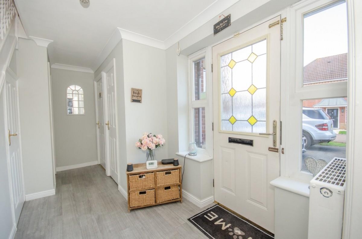 Heathfields, Downend, Bristol, BS16 6HT