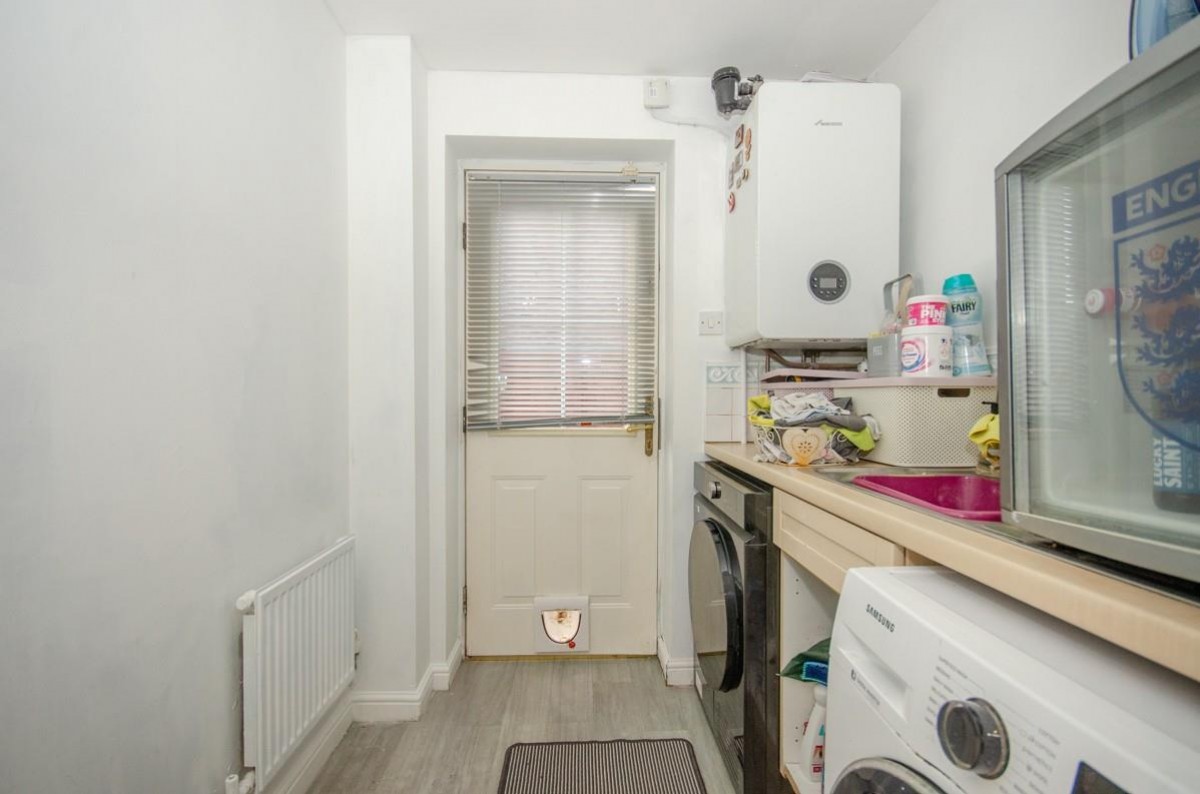 Heathfields, Downend, Bristol, BS16 6HT